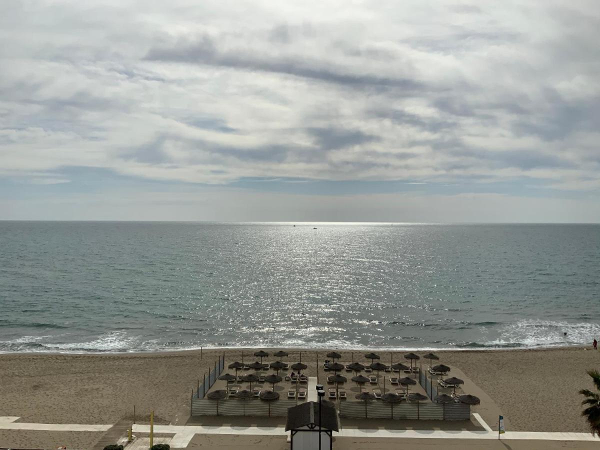 Apartamento En Primera Linea/Beachfront Apartment 丰希罗拉 外观 照片