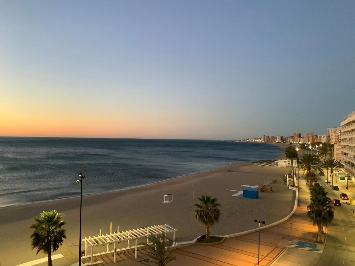 Apartamento En Primera Linea/Beachfront Apartment 丰希罗拉 外观 照片