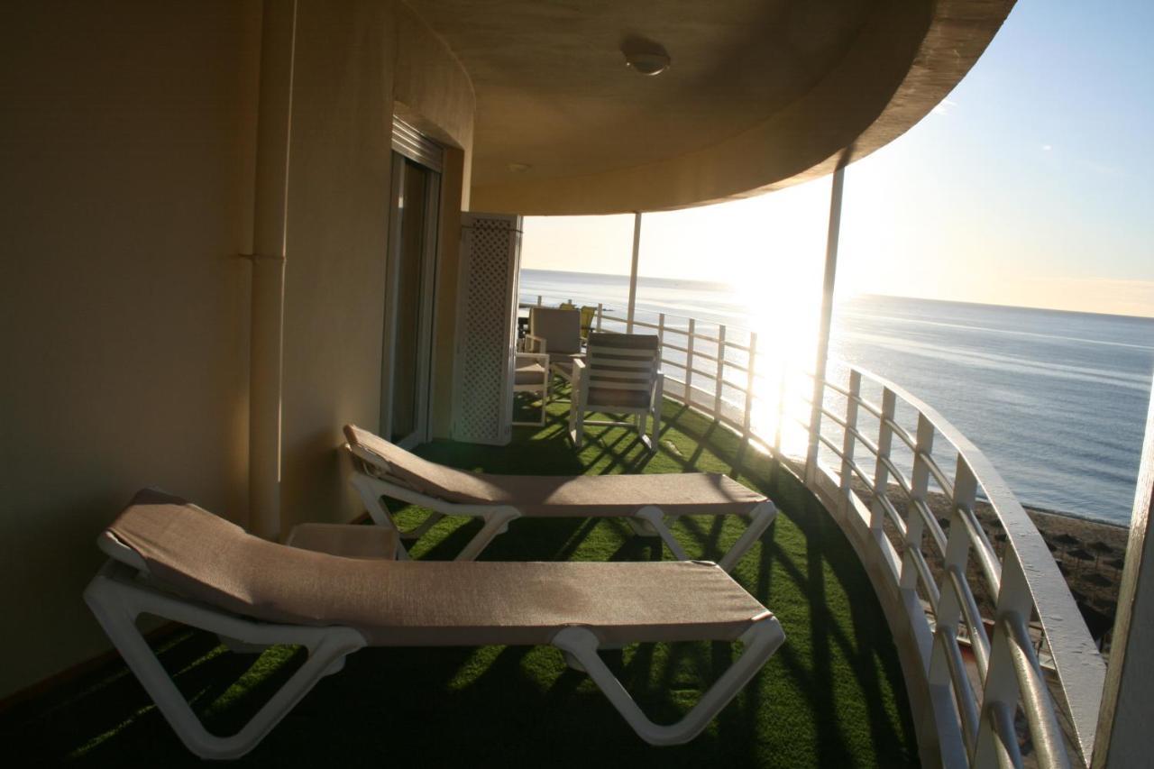 Apartamento En Primera Linea/Beachfront Apartment 丰希罗拉 外观 照片