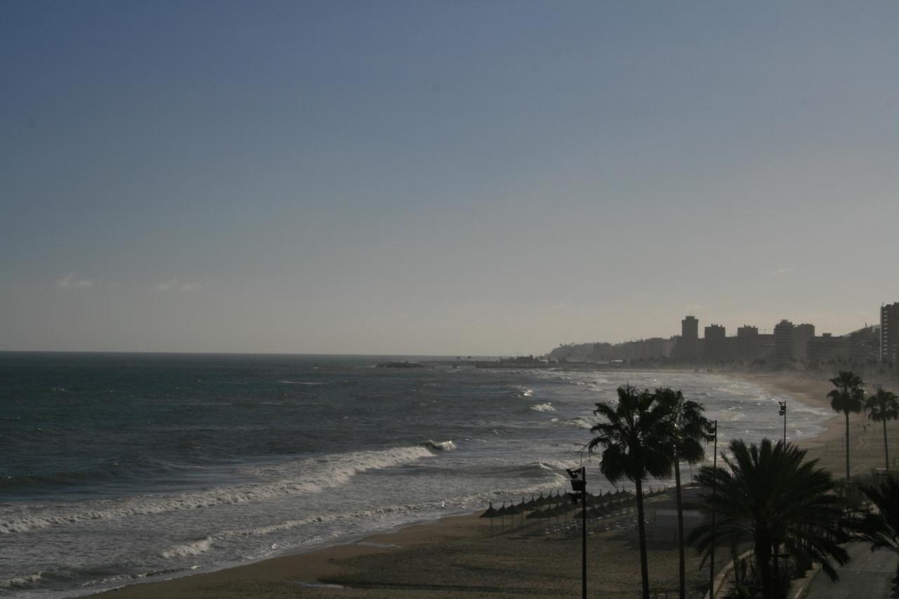 Apartamento En Primera Linea/Beachfront Apartment 丰希罗拉 外观 照片