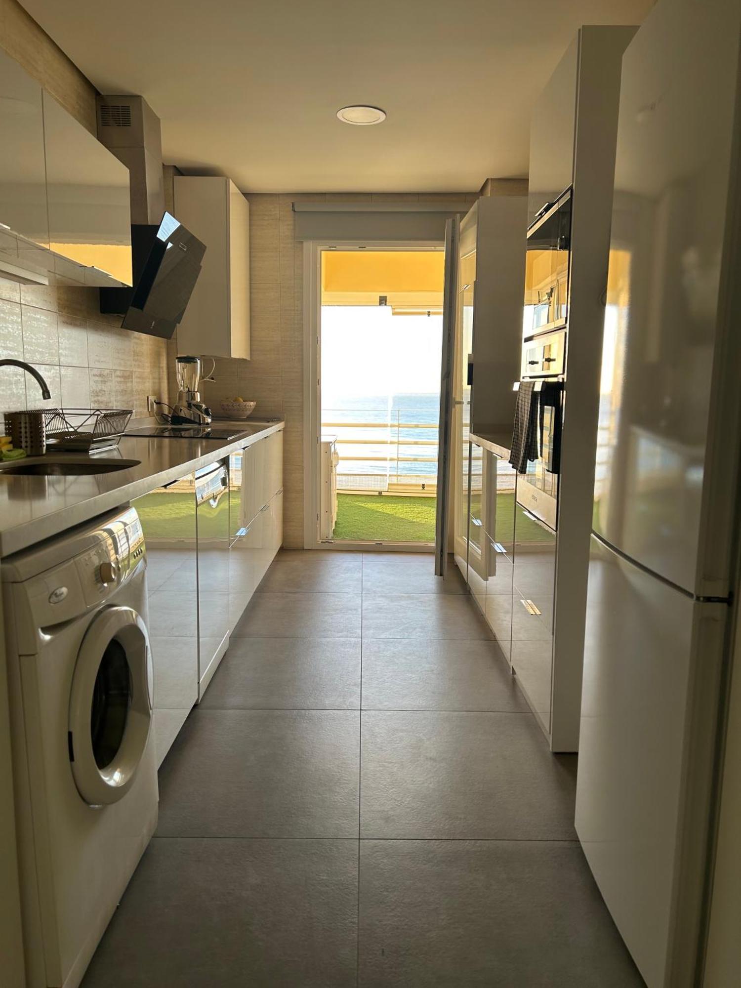 Apartamento En Primera Linea/Beachfront Apartment 丰希罗拉 外观 照片